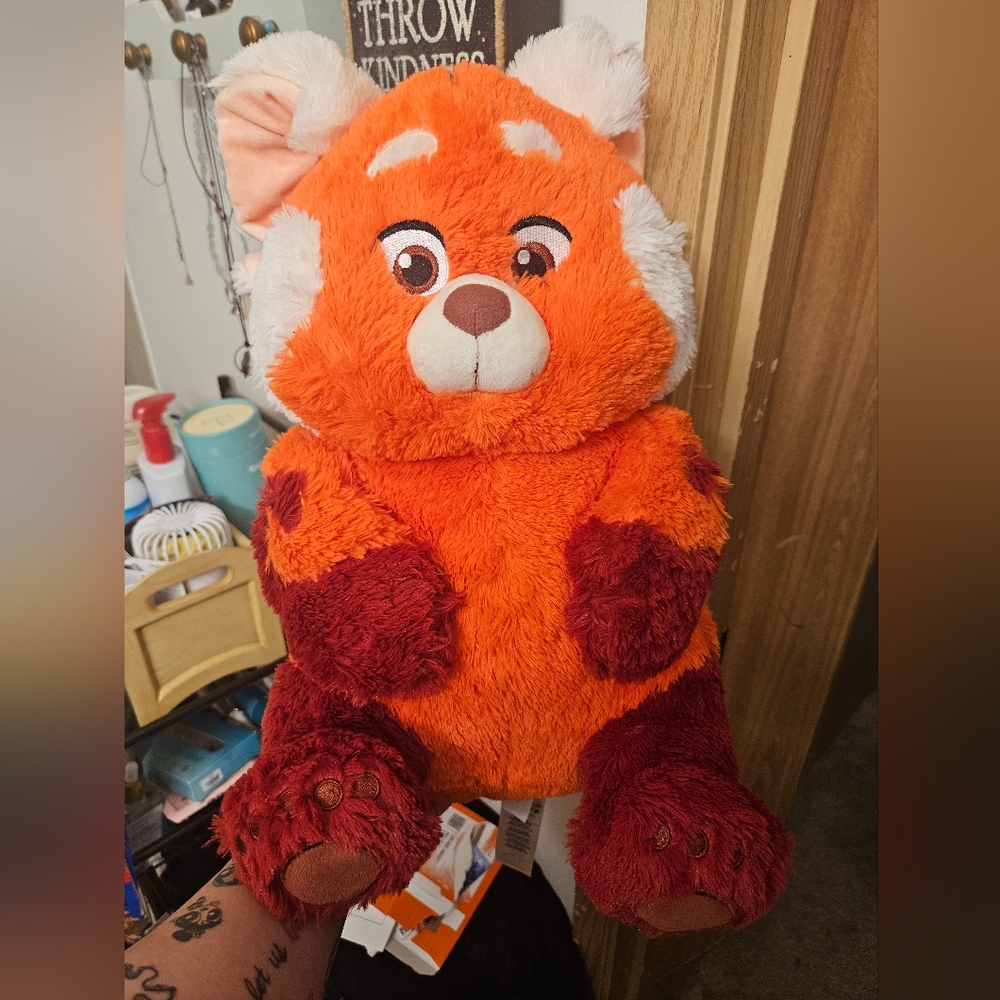 DISNEY Turning Red Mei Mei/Meilin Stuffed Animal